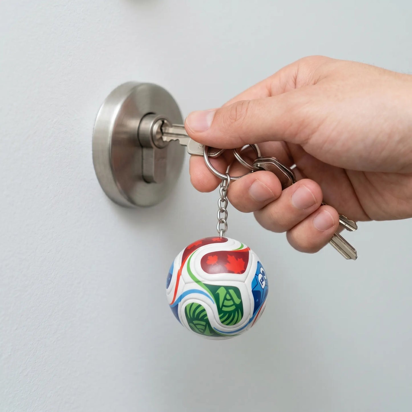 Soccer Trophy & Football Keychain Set – Premium Sports Fan Collectible, Metal Key Ring Accessories